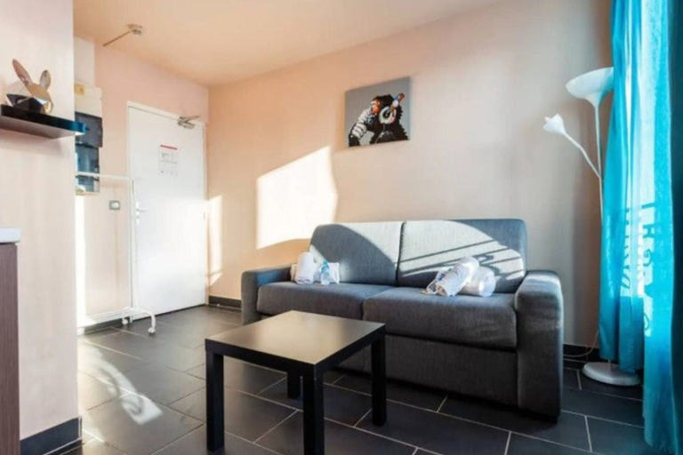 Living area, Magnifique Studio 9- Edouard Vaillant, Seine-Saint-Denis
