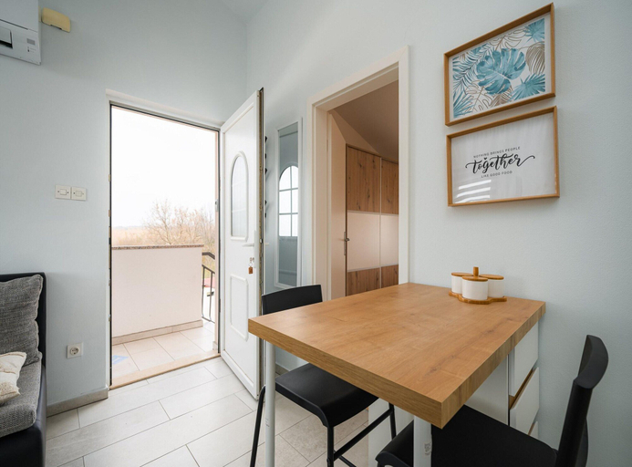 Dining 5, Villa with private swimming pool, Poreč
