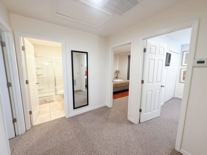 Room 2, Upstay Spacious 3BR Home w Resort Access, Osceola