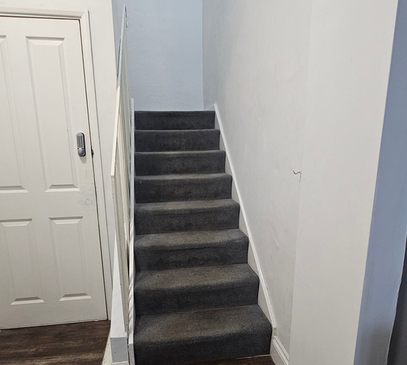 Interior 4, City Centre Studio - Easy Transport Links, Bristol