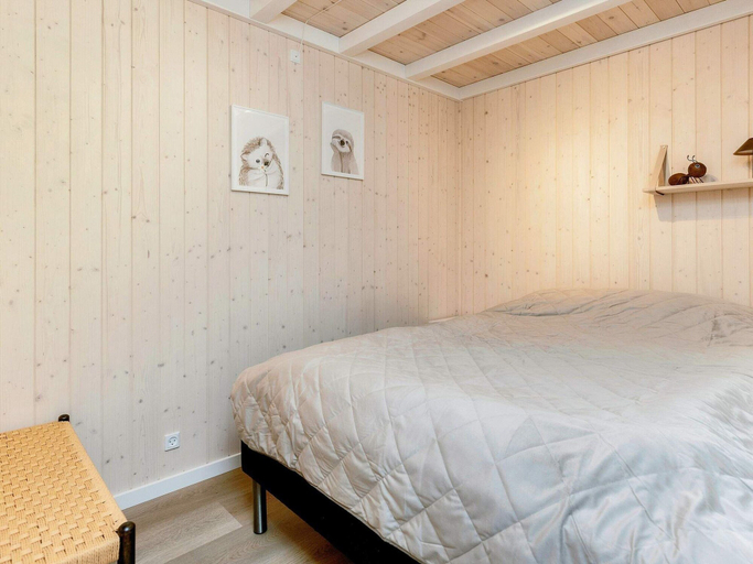 Bedroom 2, 5 Star Holiday Home in Vaeggerlose, Guldborgsund