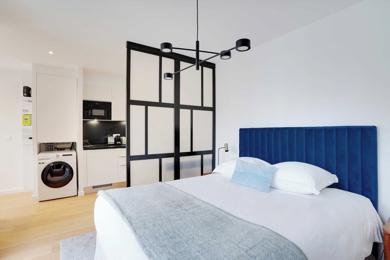 Room 4, Studio Sleek & Refined - Levallois-perret, Hauts-de-Seine
