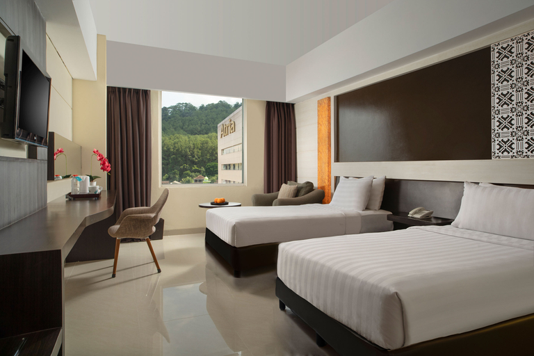 Bedroom 12
