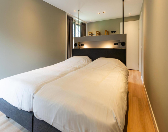 Room 2, Forest Villa With Hot Tub & Sauna 8 Persons, Ede
