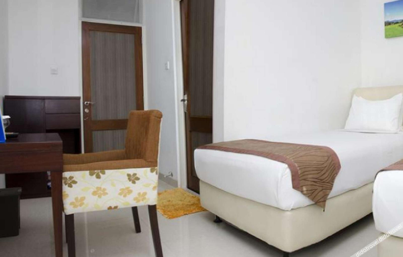 Bedroom 4, Grand Kartini Hotel, Bukittinggi