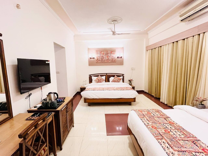 Bedroom 4, Hotel Palampur Life, Kangra