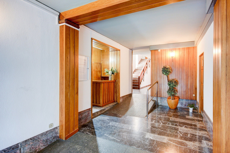 Reception 5, Apartment by Roses Beach With Mountain Views, Girona