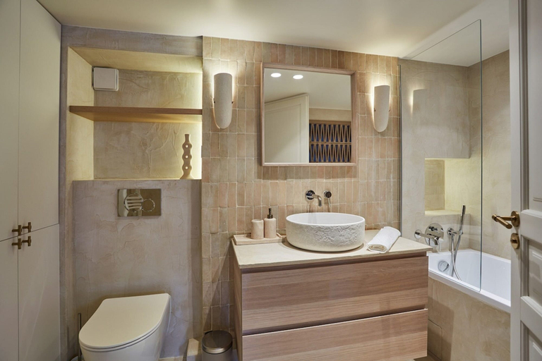 Bathroom 4, Amazing Apartement Place Vendome/rue de la Paix, Paris