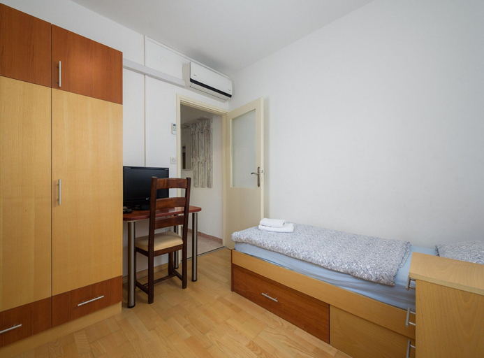 Room 2, Graceful Apartment in Nature, Poreč