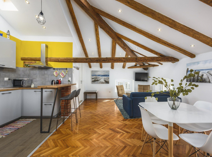 Private kitchen 2, Cozy Apartment for Smaller Groups, Poreč