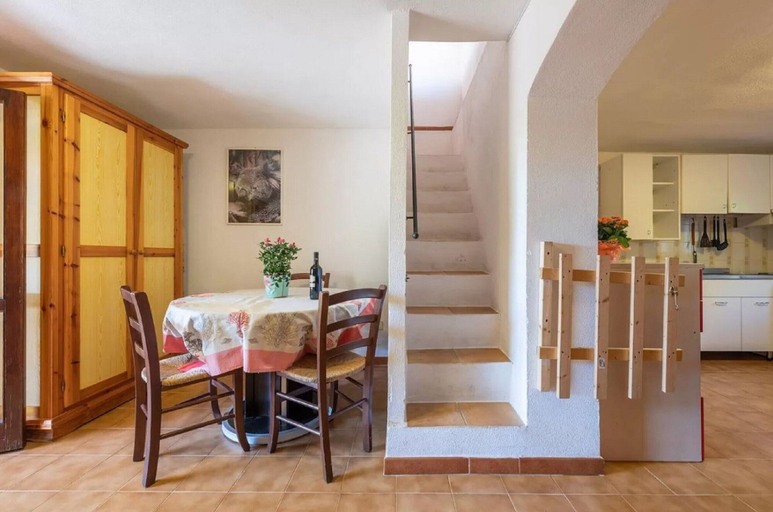 Private kitchen 4, Spacious Beach House for 6 in Sardinia, Olbia-Tempio