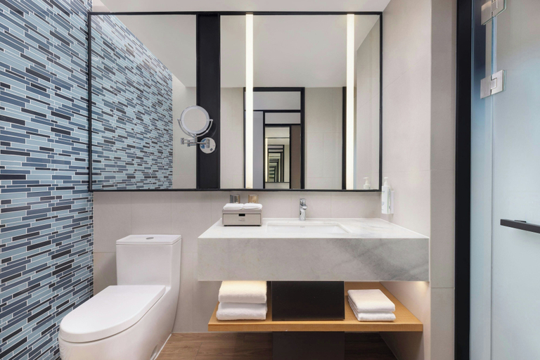 Bathroom 3, Fairfield by Marriott Hangzhou Yuhang, Hangzhou