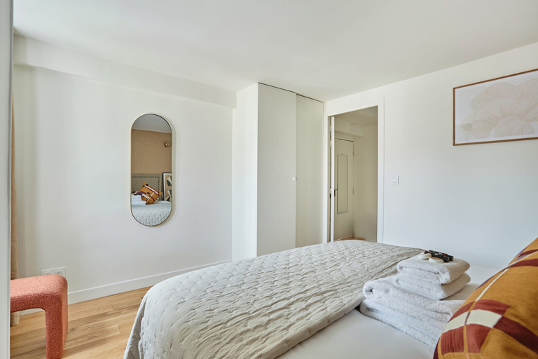 Room 4, Charming Flat 1 Bedroom Le Marais Beaubourg, Paris