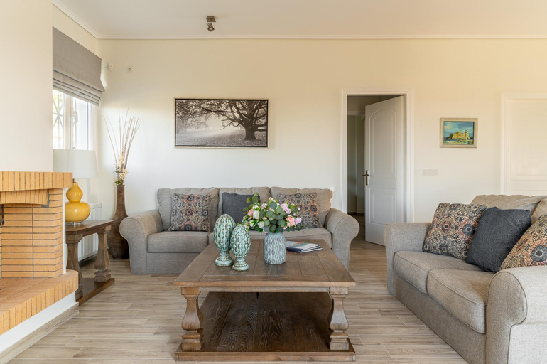 Others 5, Villa Katrin, Peloponnese
