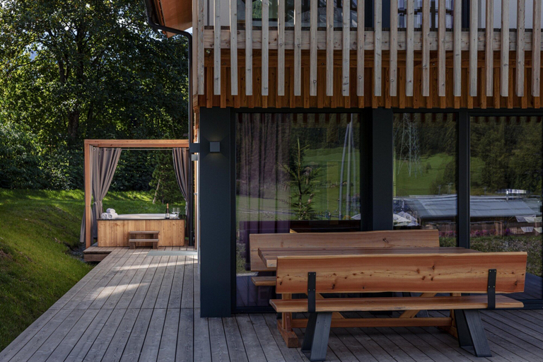 Outdoor dining 2, Chalet mit 4 Schlafzimmern und Sauna, Reutte