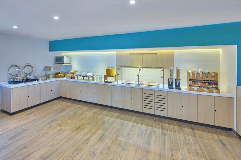 Food & Drinks 5, City Express By Marriott Tijuana El Florido, Tijuana