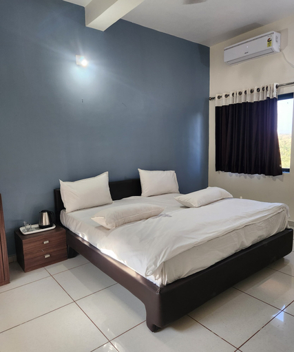 Bedroom 2, Vanbhoomi Resort, Gir Somnath