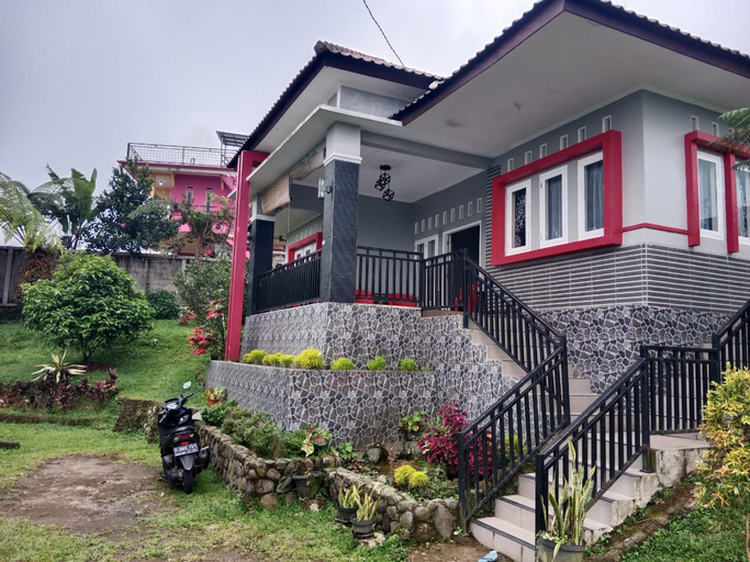 Exterior & Views 3, Villa Omega, Bogor