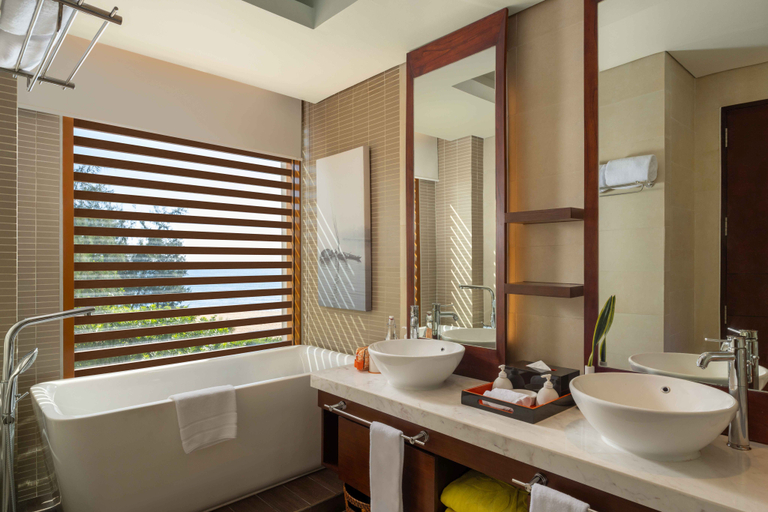 Bathroom 8