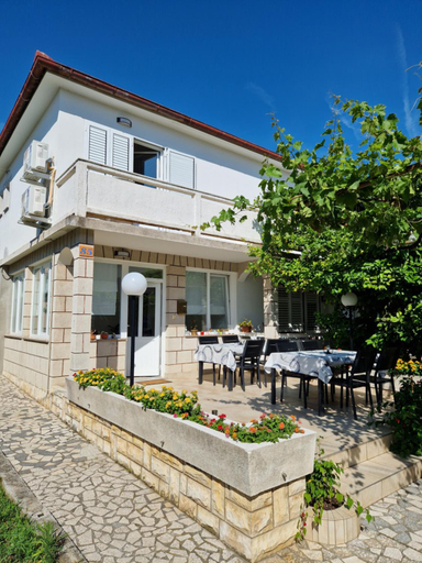 Others 5, Rooms Capo Rab, Lopar/Supetarska Draga