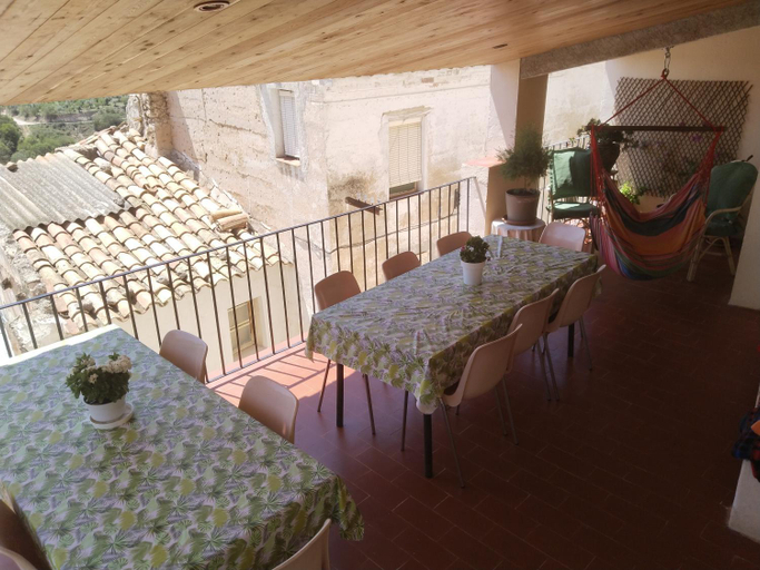 Food & Drinks, CAL BENAIGES, Lleida