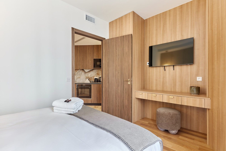 Room 5, Sublime Apartment With AC - Center of Paris, Paris