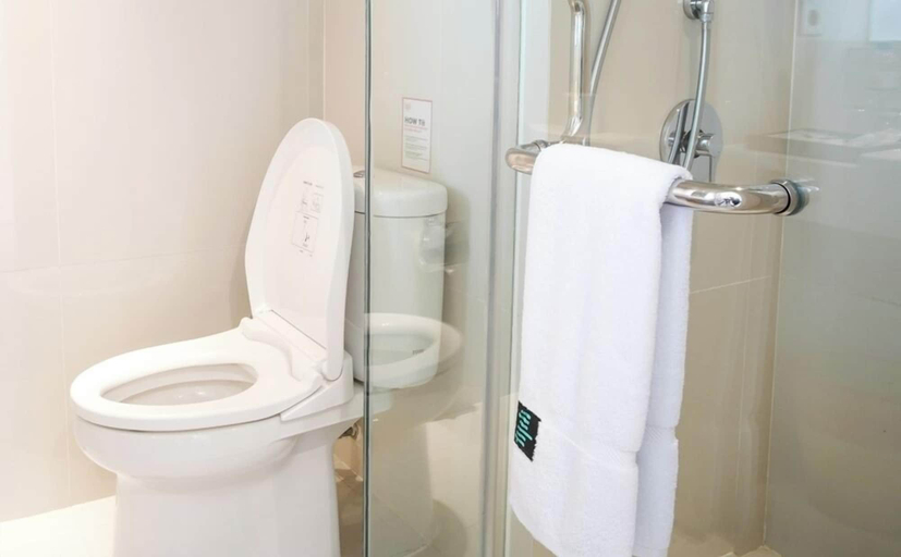 bathroom 8
