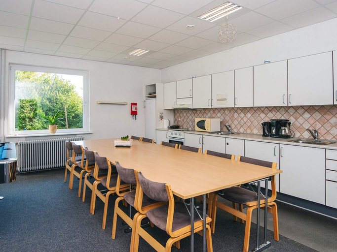 Dining 2, Splendid Cabin in Camping Resort, Aabenraa