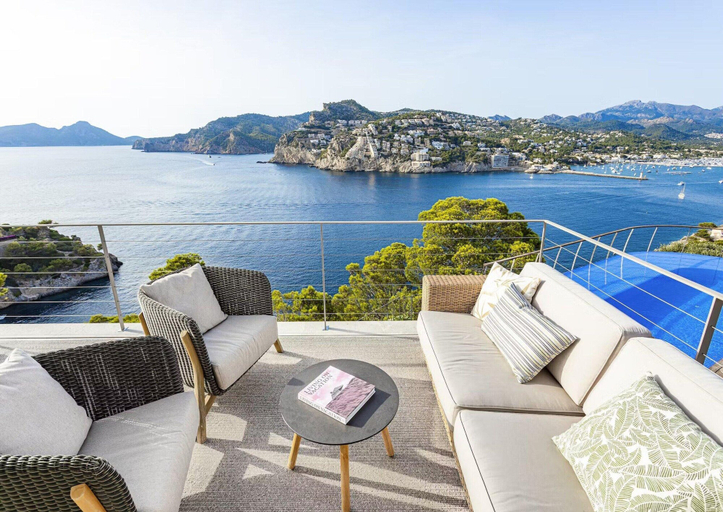 Balcony 2, Sea-view Villa Near Port, Baleares