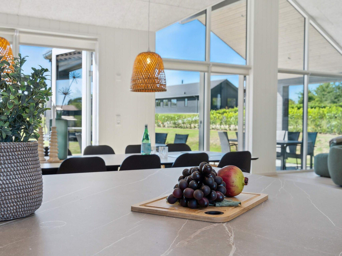 Food & Drinks 4, 5 Star Holiday Home in Sydals, Sønderborg