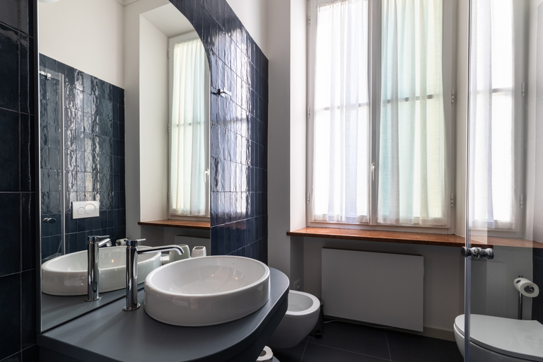 Bathroom 22