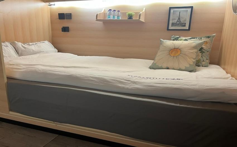 Others 3, Luxury Hostel, Riyadh