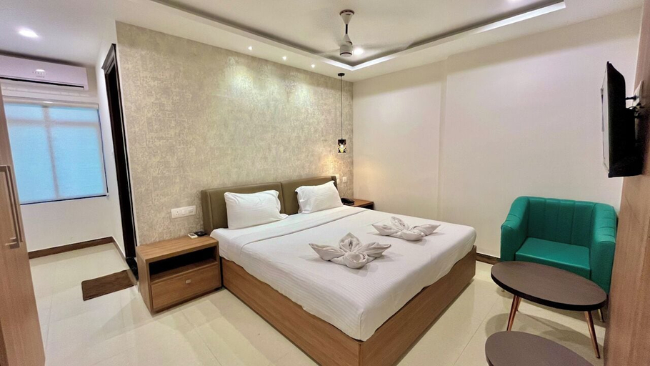 Bedroom 12