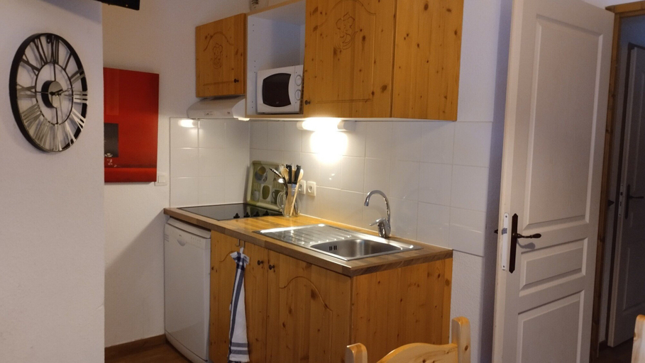 Private kitchen, Hameau 2 006 - SPA & Piscine Appartement 6 Pers, Savoie