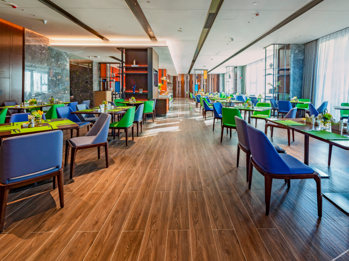 Food & Drinks 4, Hampton by Hilton Wuhan High-Speed Railway Station, Wuhan