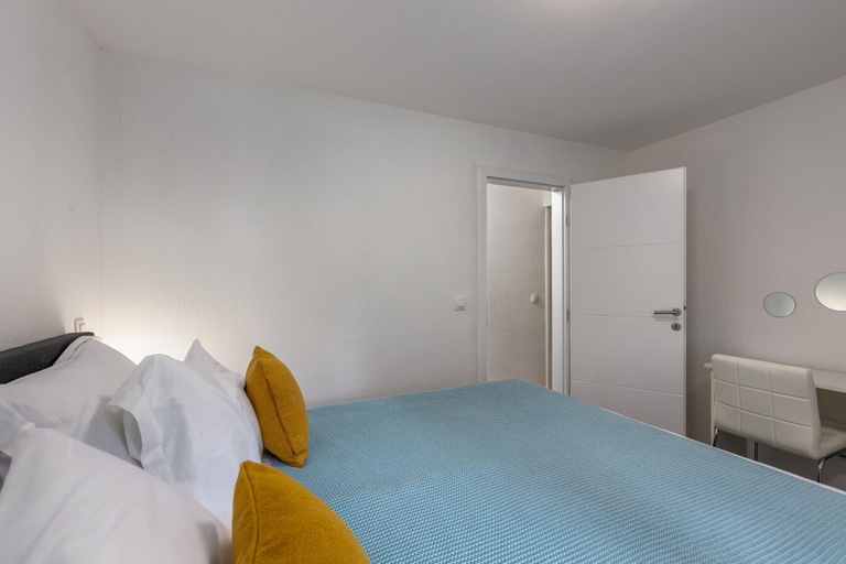 Room 3, Modern Home With Swimming Pool and sea View, Crikvenica