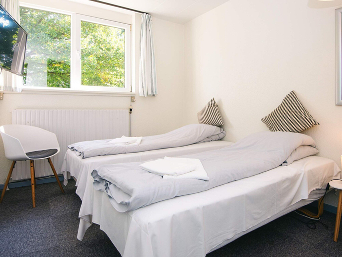Room 4, Splendid Cabin in Camping Resort, Aabenraa