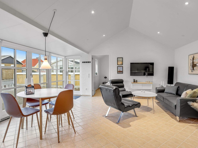 Interior 5, 5 Star Holiday Home in Lokken, Hjørring