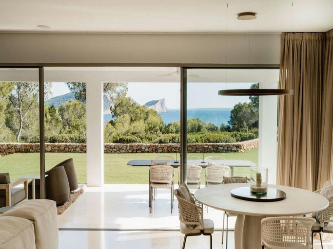 Dining 3, Holiday Home With Stylish Interiors, Baleares