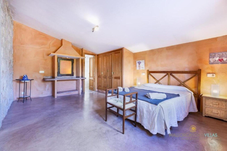 Bedroom 2, Cottage in Pollensa With Private Pool, Baleares