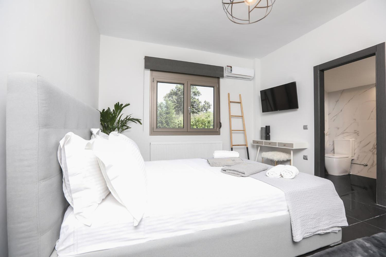 Bedroom 3, Casa Grande Private Luxury Villa, Ionian Islands