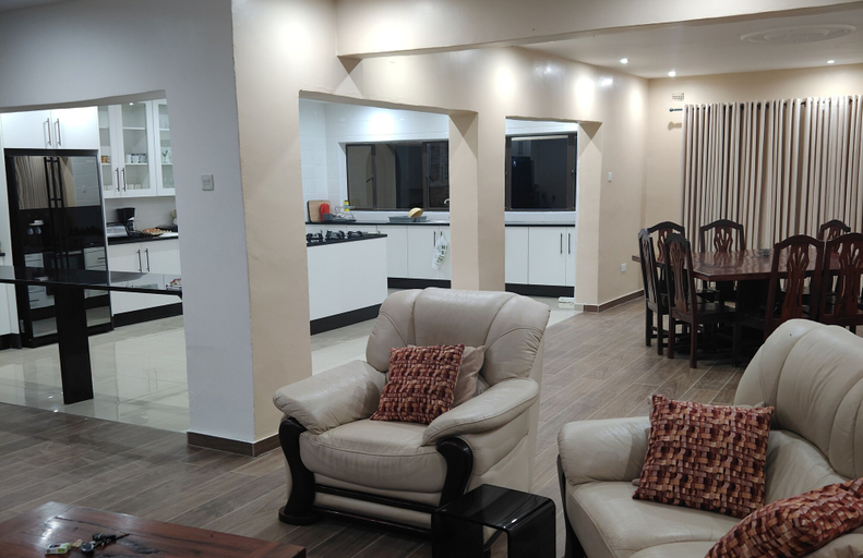 Others 4, Silver Moon Guest House, Harare