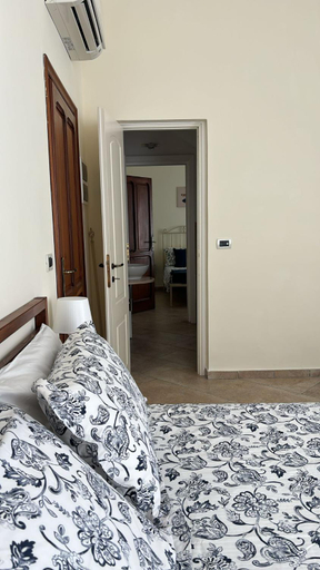 Others 4, Il sogno di Jo a 50 mt dal mare, Savona