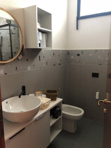 Bathroom 5, Il piccolo scrigno, Vicenza