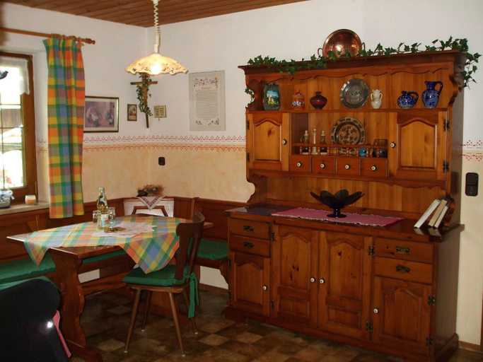 Others 3, Weissenhof | Chiemgau Karte, Traunstein
