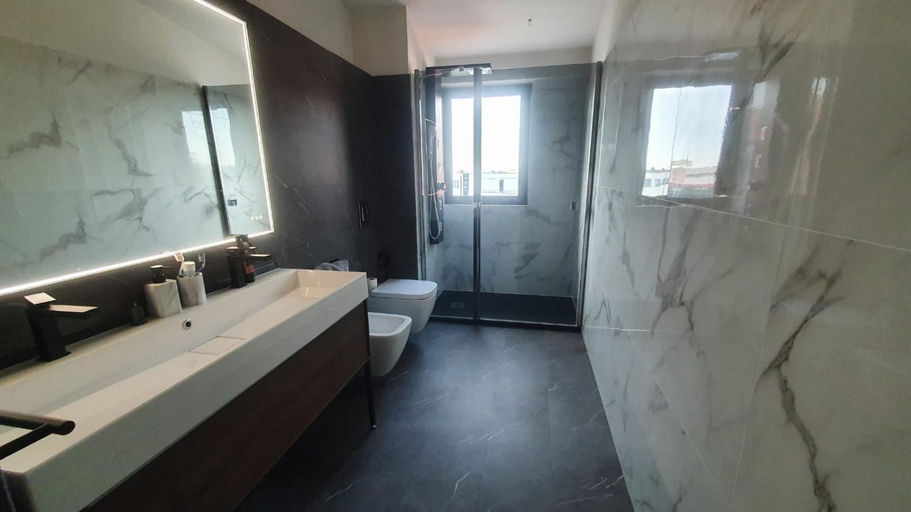 Bathroom 3, Luna Resort B&b, Chieti