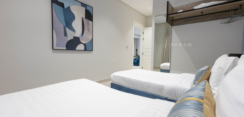 Room 5, Kease Yasmin H-4 Royal Touch GZ50, Riyadh