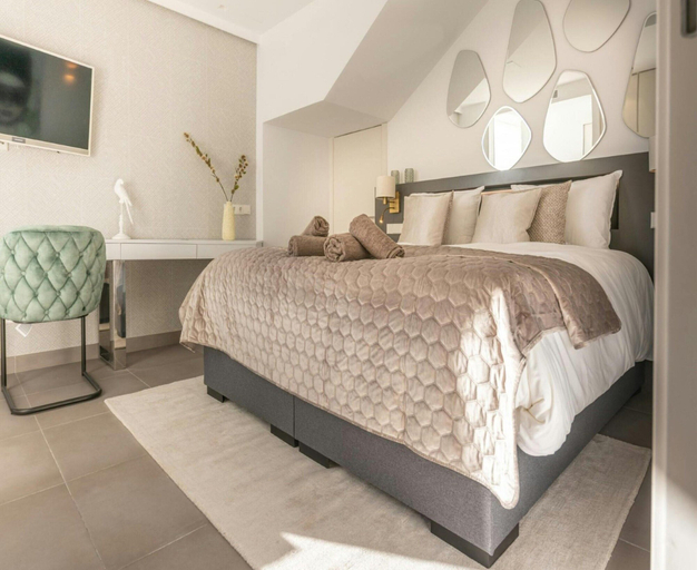 Room 3, Villa in Carrer del Kiwi, Baleares