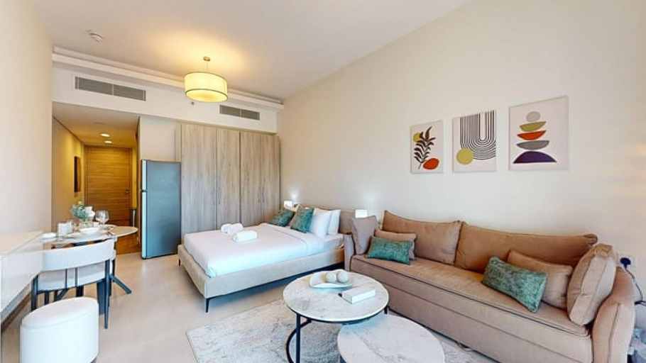 Room 5, Business Bay - Sol Bay 1506, Dubai