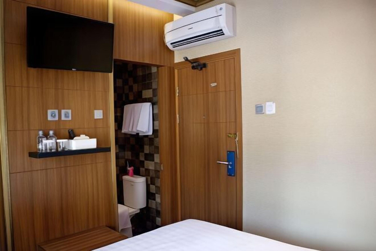 Bedroom 15